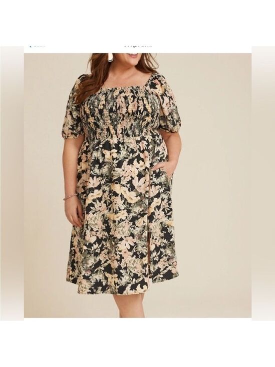 Maurices Dresses & Skirts - Maurice’s floral square neckline short sleeve midi dress Woman’s 3X